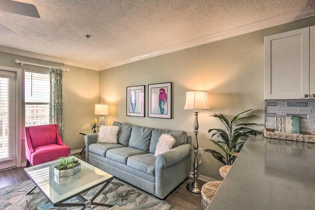Sunny Emerald Coast Condo With Pool Steps To Beach! Destin